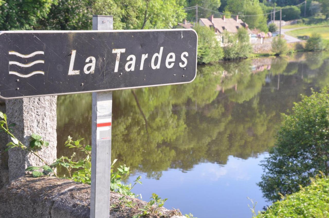 Gite Au Bord De L'Eau Jusqu'A 8 Personnes Шамбон-сюр-Вуэз Экстерьер фото